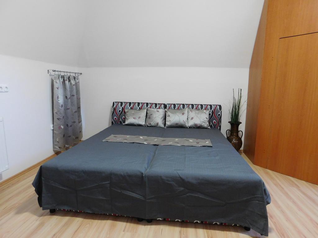 Tulipán Apartman Balatonalmádi Kültér fotó