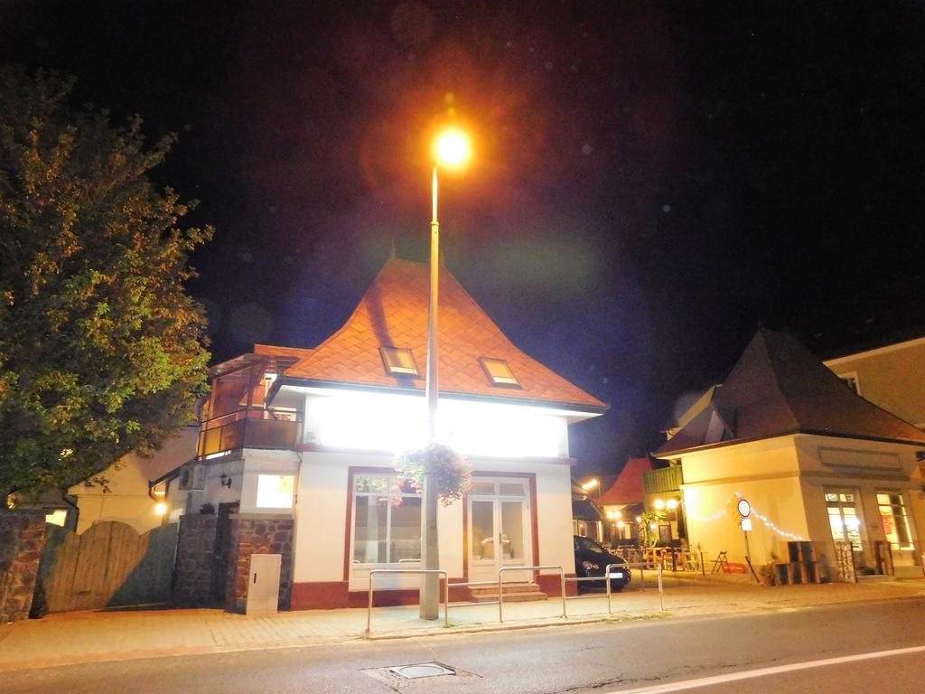 Tulipán Apartman Balatonalmádi Kültér fotó