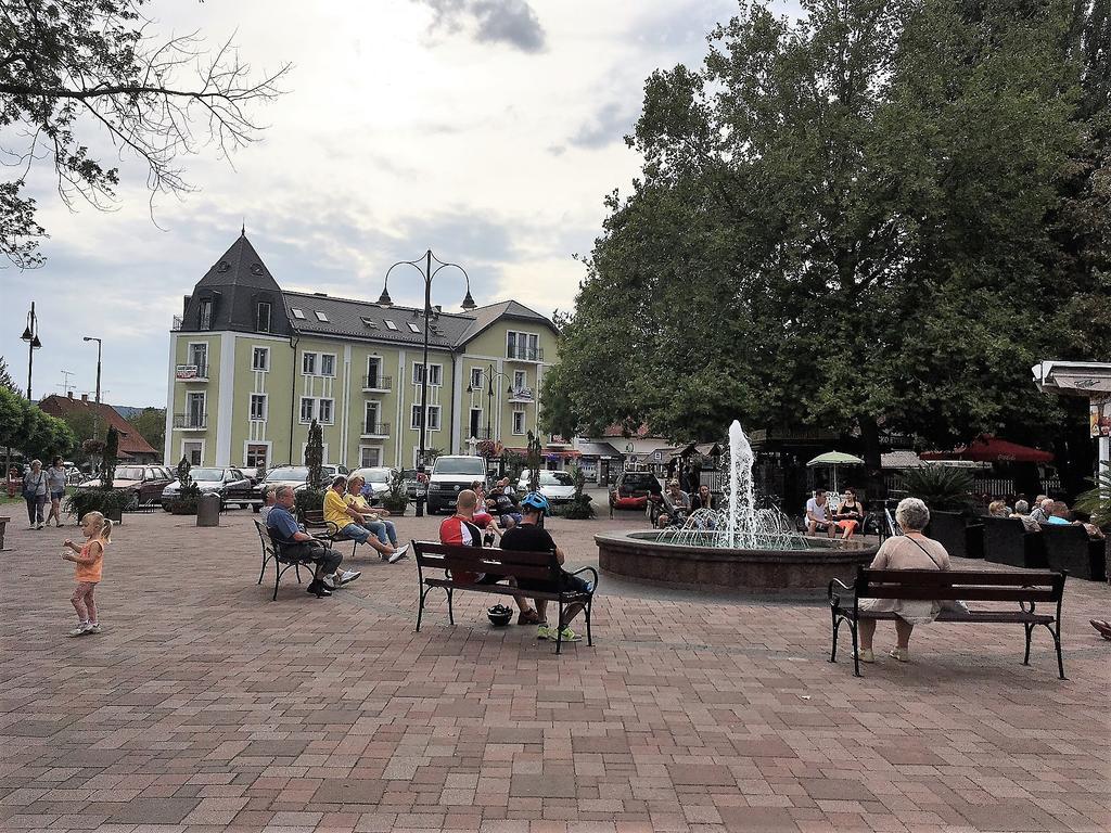 Tulipán Apartman Balatonalmádi Kültér fotó
